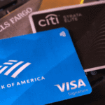 トランプ大統領は2026年1月9日、クレジットカードの金利に10%の上限を1年間設定するよう求めました。